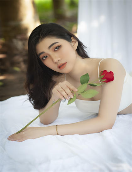 重返狼群免费观看_高中生暑假发自拍朋友圈被处分_色噜噜巨乳欧美